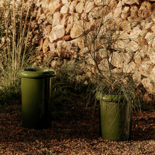 Virello Modern Cylindrical Planter Sculptural Rim Accent Versatile Vessel for Indoor Outdoor Display